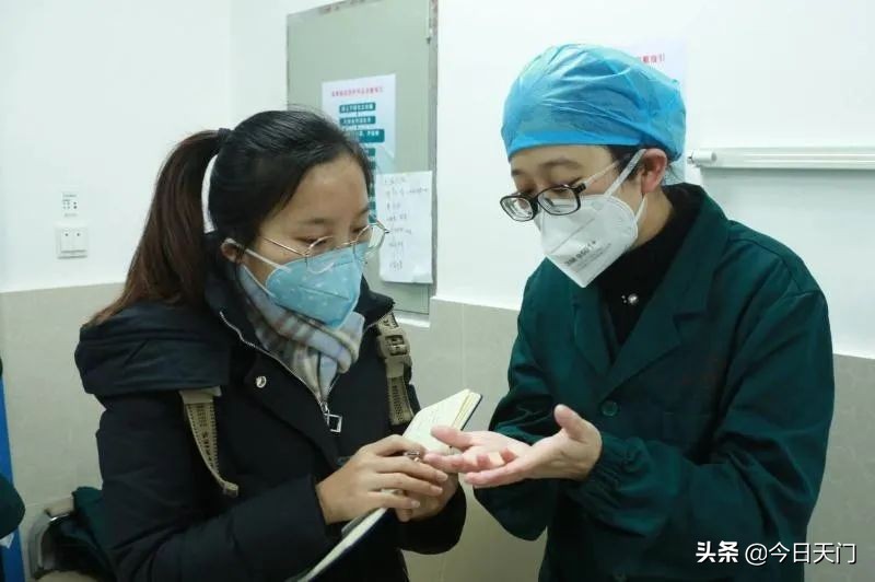 致敬疫情防控中的铿锵玫瑰,致敬战斗在抗疫前线的白衣天使