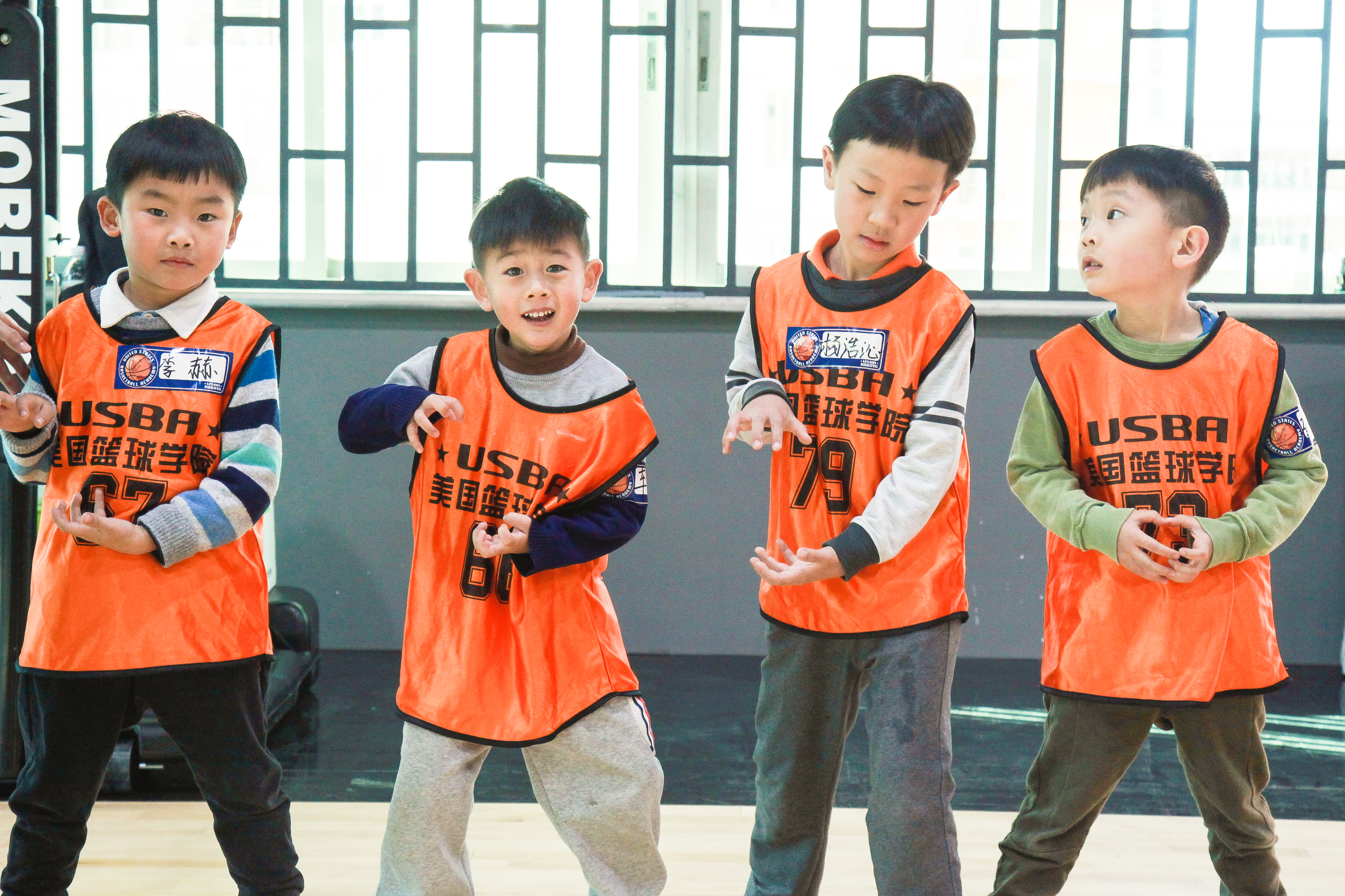 全场篮球技巧防守,篮球怎么防守对手强突上篮