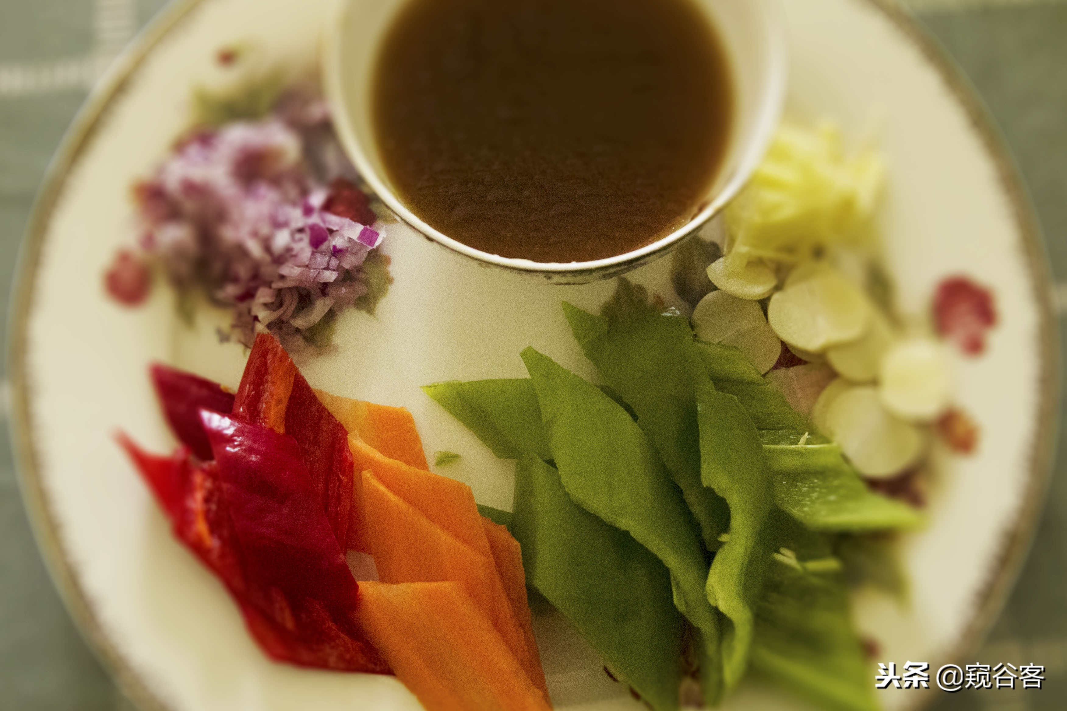 必尝的八大哈尔滨民间美食,去哈尔滨必点的十道菜