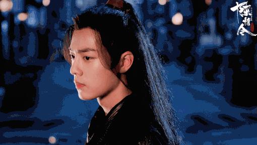 肖战绝世侧颜,肖战绝美回眸