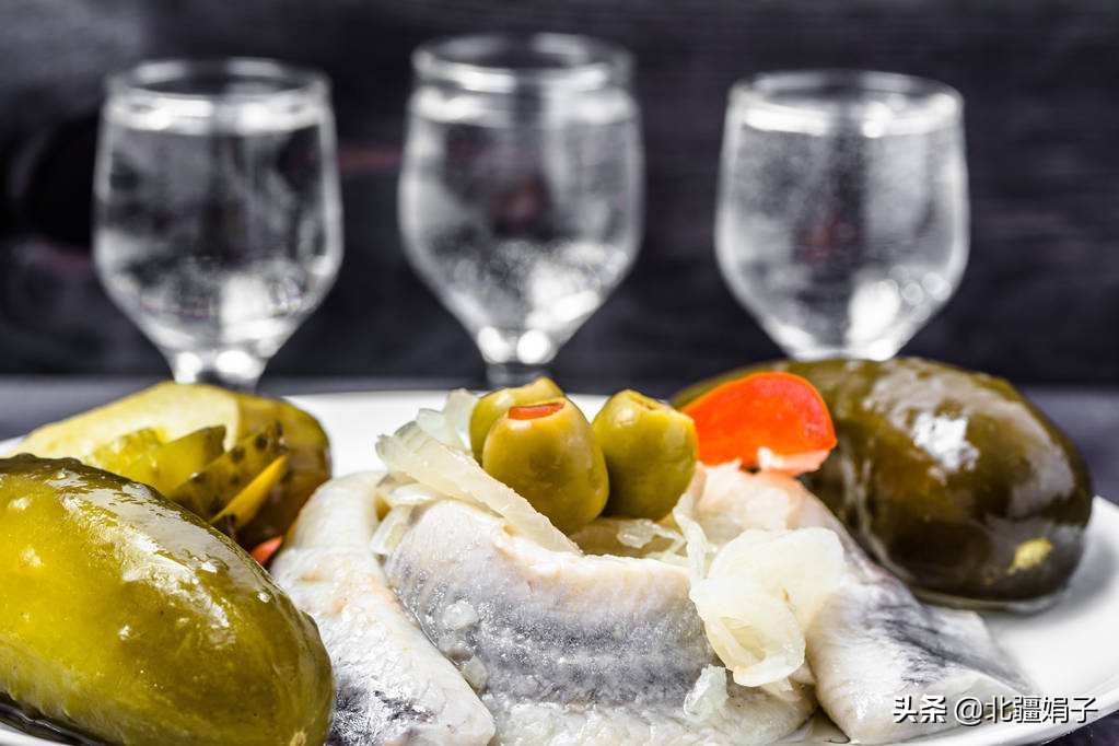 东北俄罗斯人喝酒,俄罗斯与战斗民族喝酒