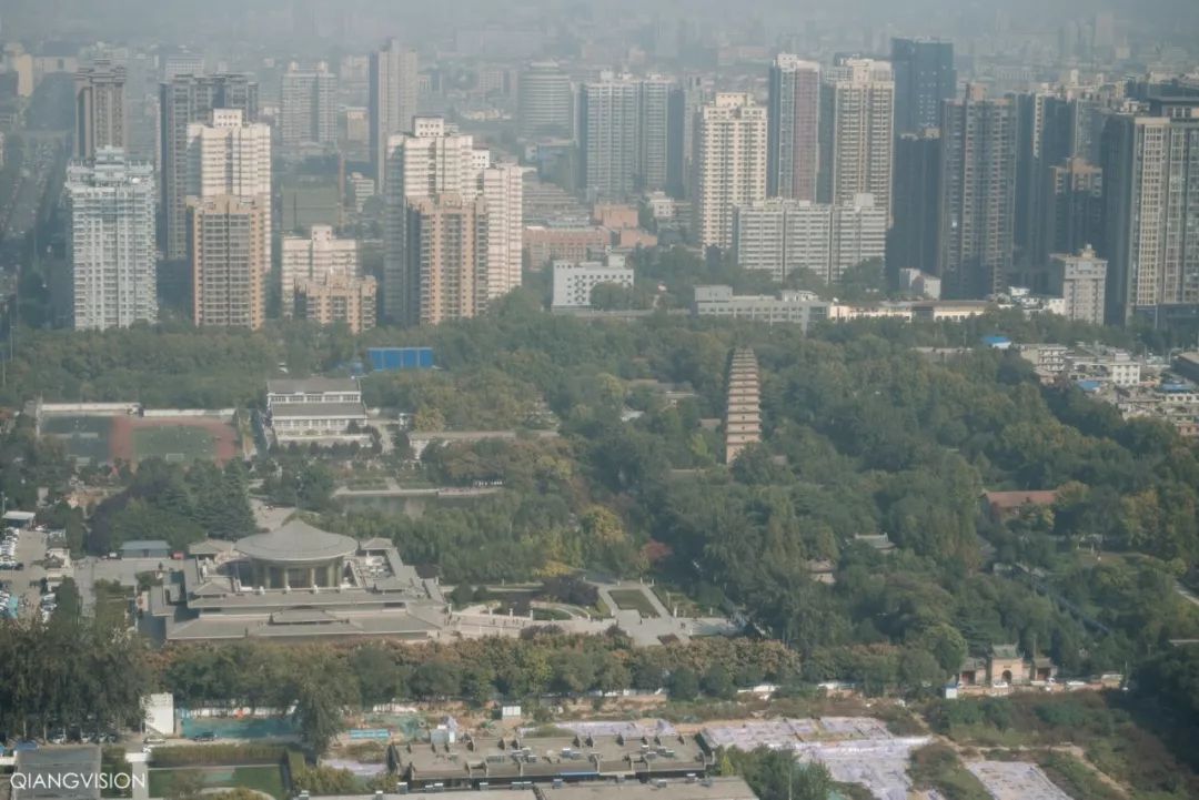 汉服一日游西安攻略,西安大唐不夜城汉服