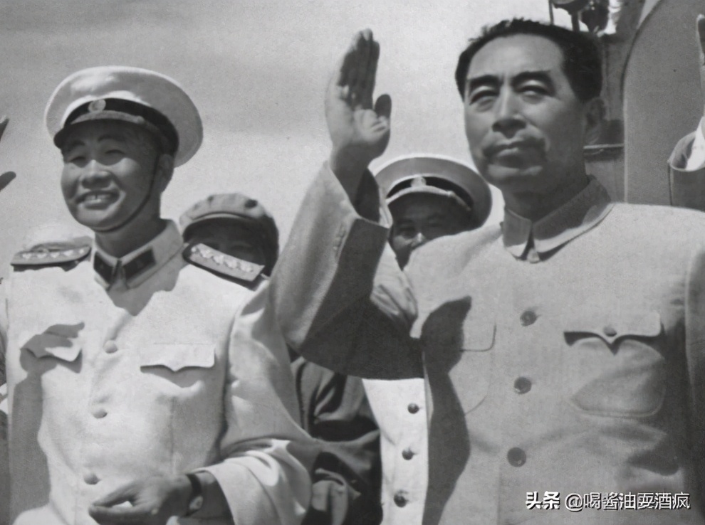 步兵大将都用什么兵器,哪位大将的专属兵器