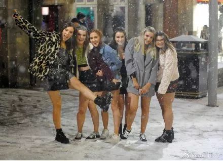 总结一下英国的天气,说一下英国的天气