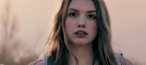 34岁突然发胖胸下垂,无故发胖乳房下垂