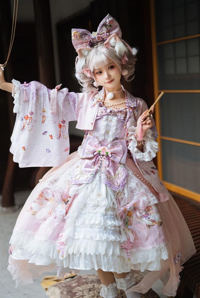 “中、日、韩”三种洛丽塔各不同，韩系很甜，但中华风最惊艳