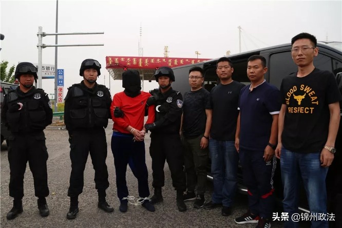 抓获潜逃二十余年命案逃犯新闻,潜逃27年的命案逃犯被抓