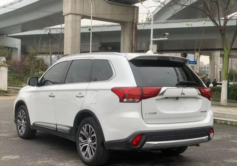 欧蓝德2020款2.4四驱落地价格,18款欧蓝德2.47万公里值得购买吗