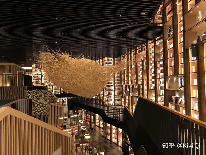 郑州有什么好吃的美食,郑州有什么好玩的地方情侣