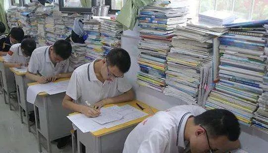 明朝科举南北卷制度,科举制和当代高考制度的区别