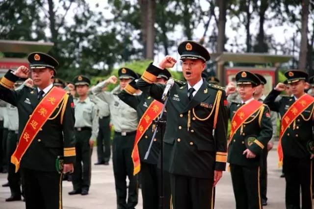 军队转业纠结感悟,当12年兵真的很纠结该不该转业