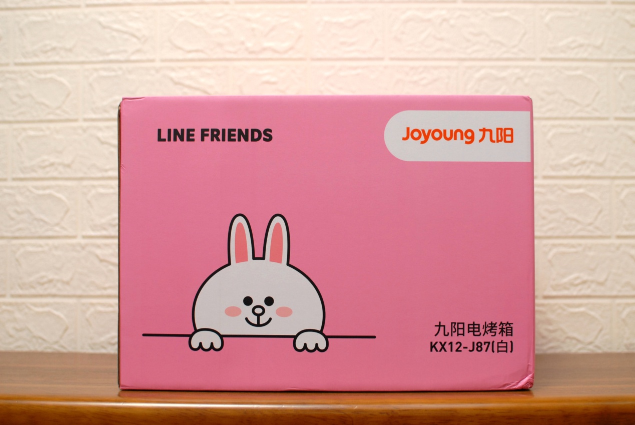 和可妮兔一起做烘焙，让生活多点小可爱：九阳LINEFRIENDS小烤箱