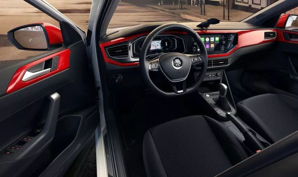 年轻人第一台车选大众菠萝怎么样,沉浸式体验老款大众菠萝