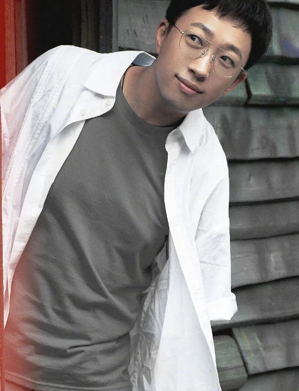 曾经的千里马,如今的白眼狼?于正与“于女郎”们的爱与恨