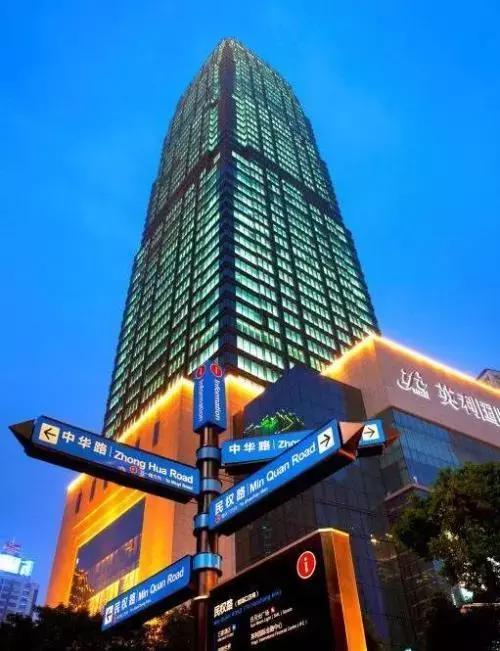 重庆十大摩天高楼排名,重庆来福士天空之巅