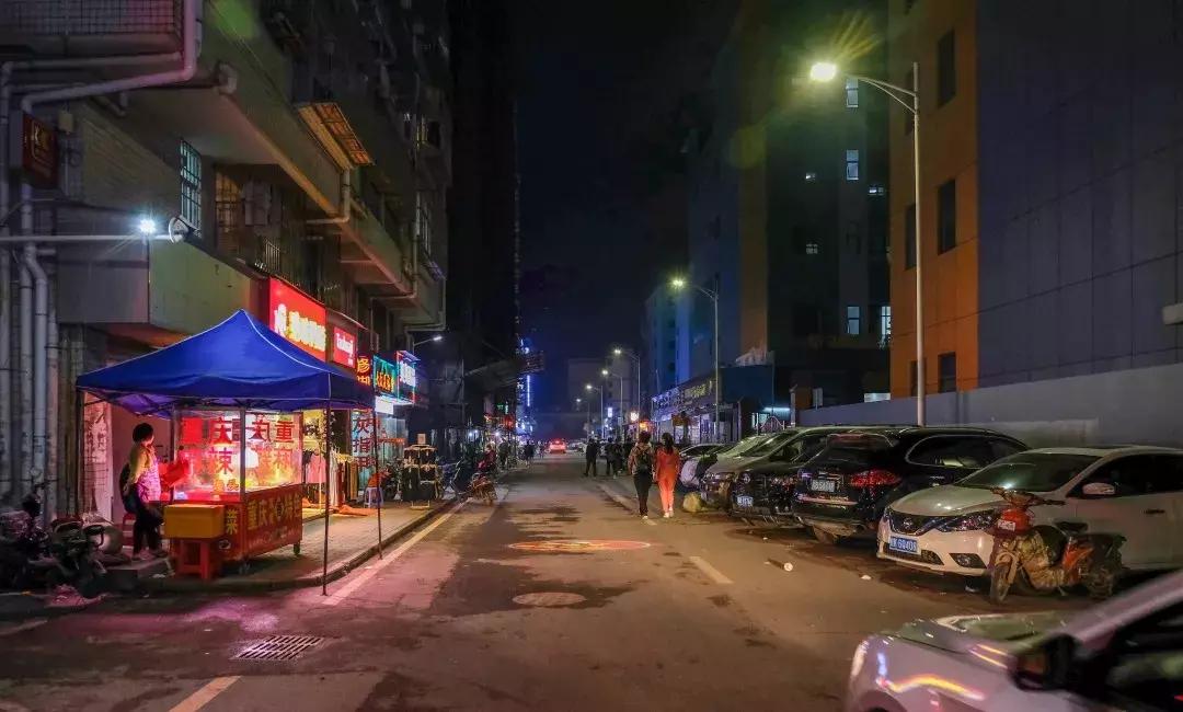 鍥烘垗杩欓噷鍝噷鏈夊ソ鐜╃殑,鍥烘垗鐮佸ご杩欓噷娴蜂笂鏄粈涔堟ˉ