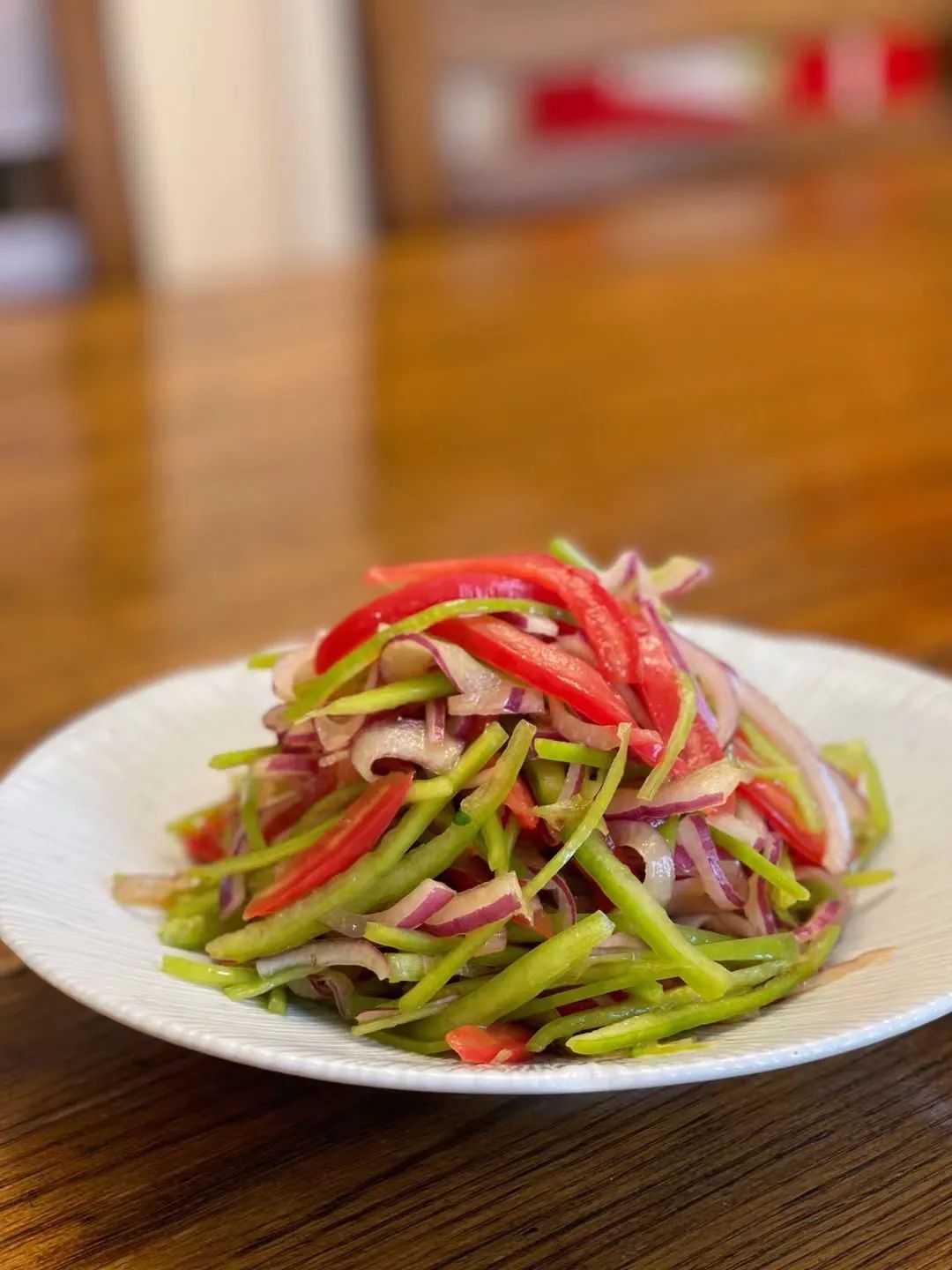 文怡姐家的“同款菜单”来喽！一睹男生宿舍的吃播现场