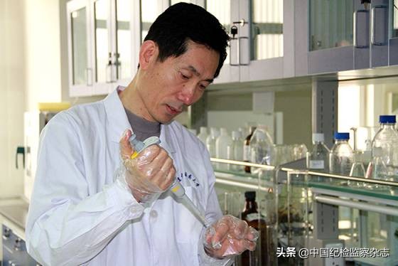 【战“疫”勇士】中医药人的坚持和努力——访“清肺排毒汤”应急专项专家组组长、北京中医药大学副校长王伟