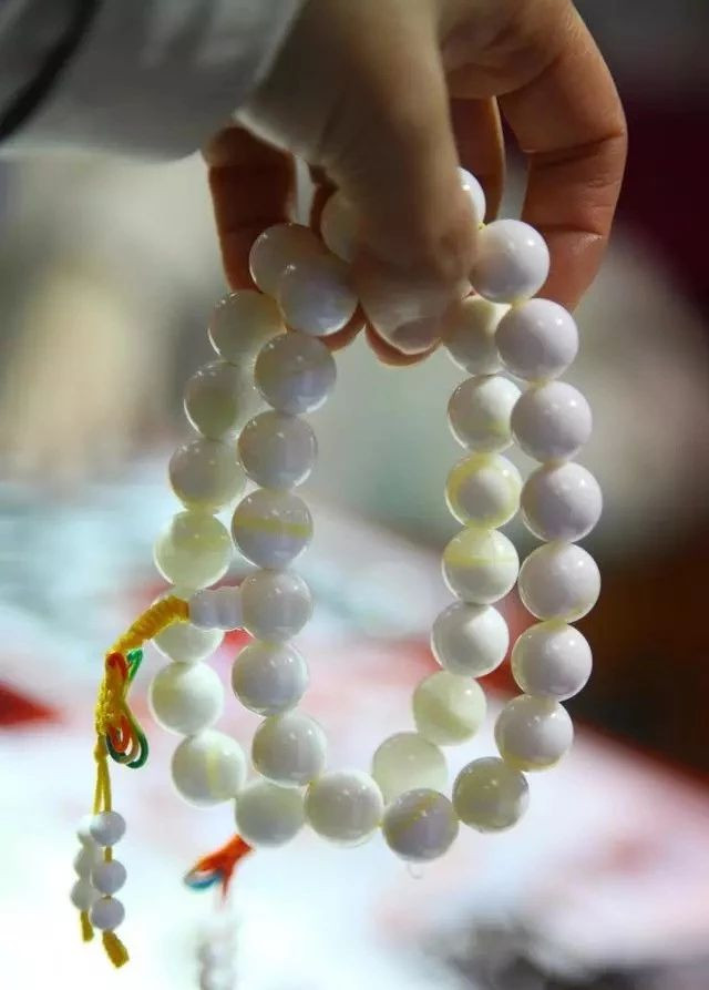 文玩手串怎么盘才能有灵性,什么文玩手串盘玩出来最好看