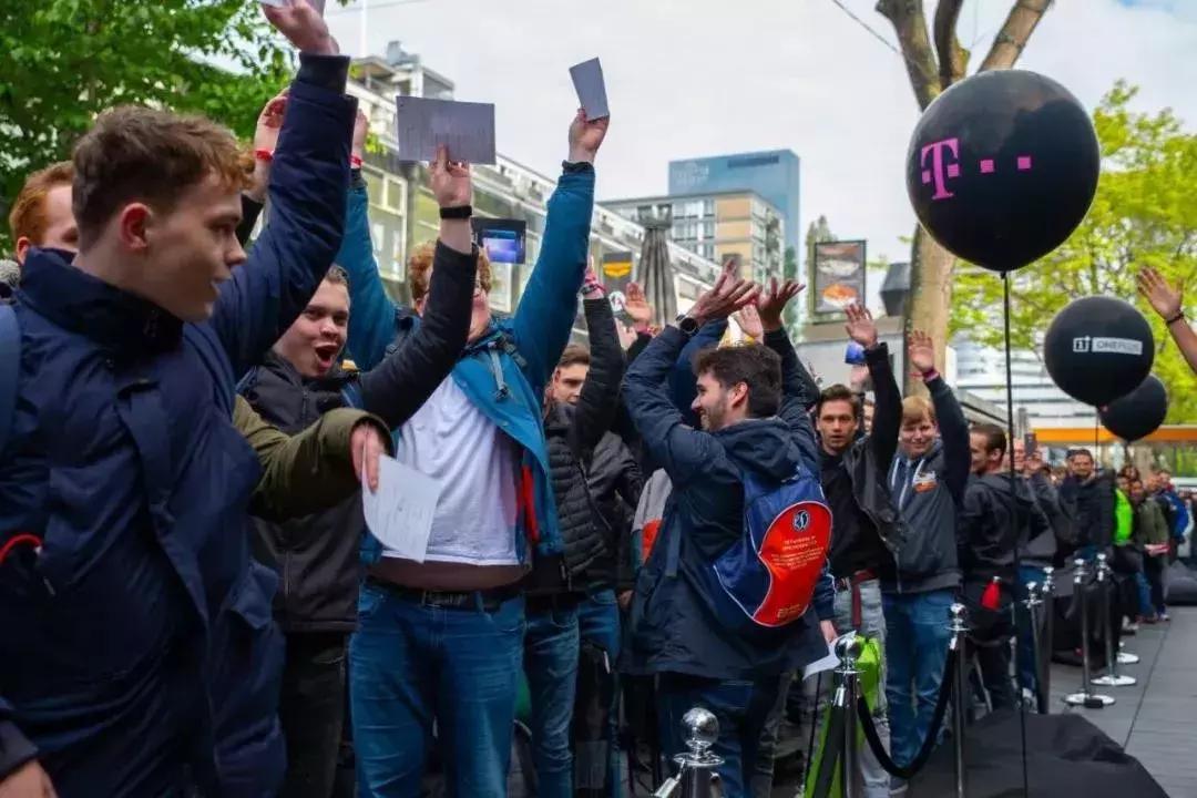 一加是哪国的手机品牌,一加10pro是哪个品牌手机