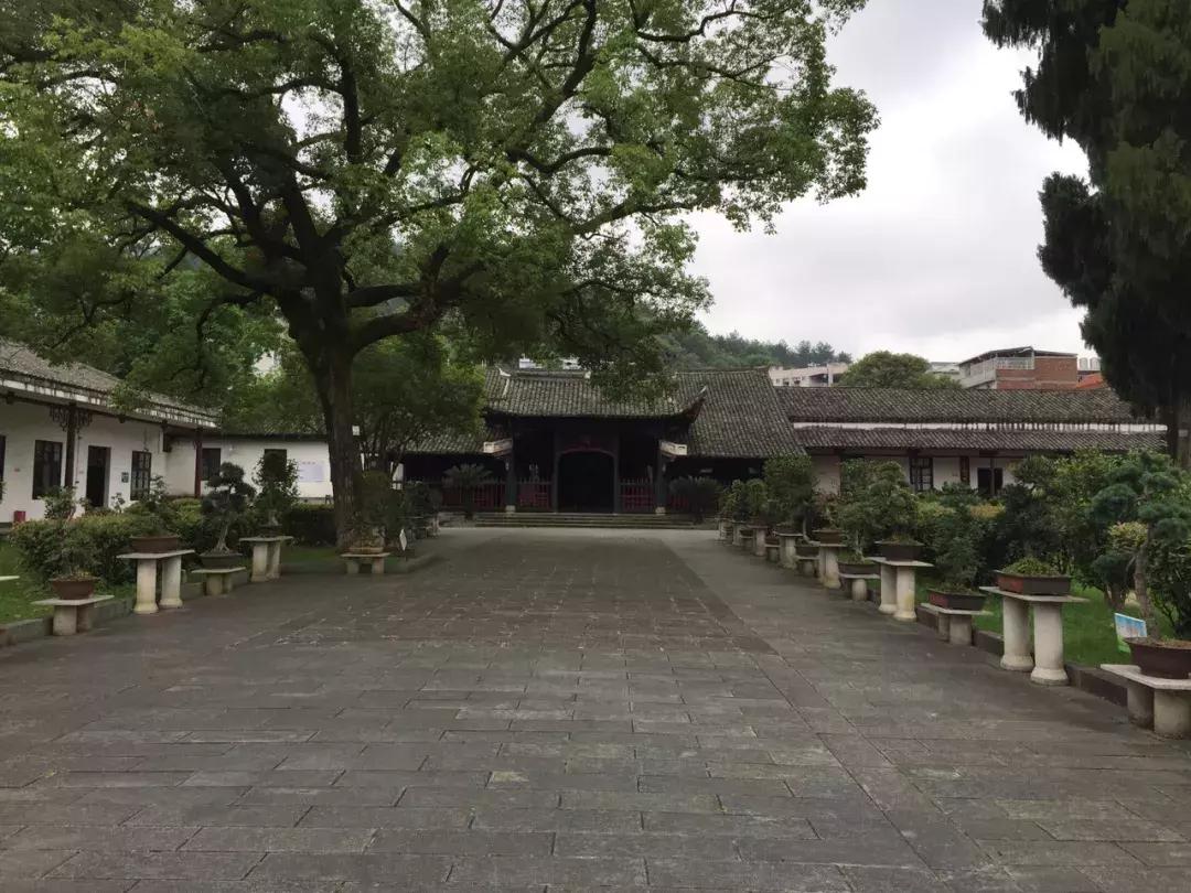 福建长汀县,何以在毛*东泽**眼中是革命“根本重地”?