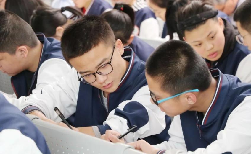 高考落榜生还有哪些出路,高考落榜后有哪些出路的视频