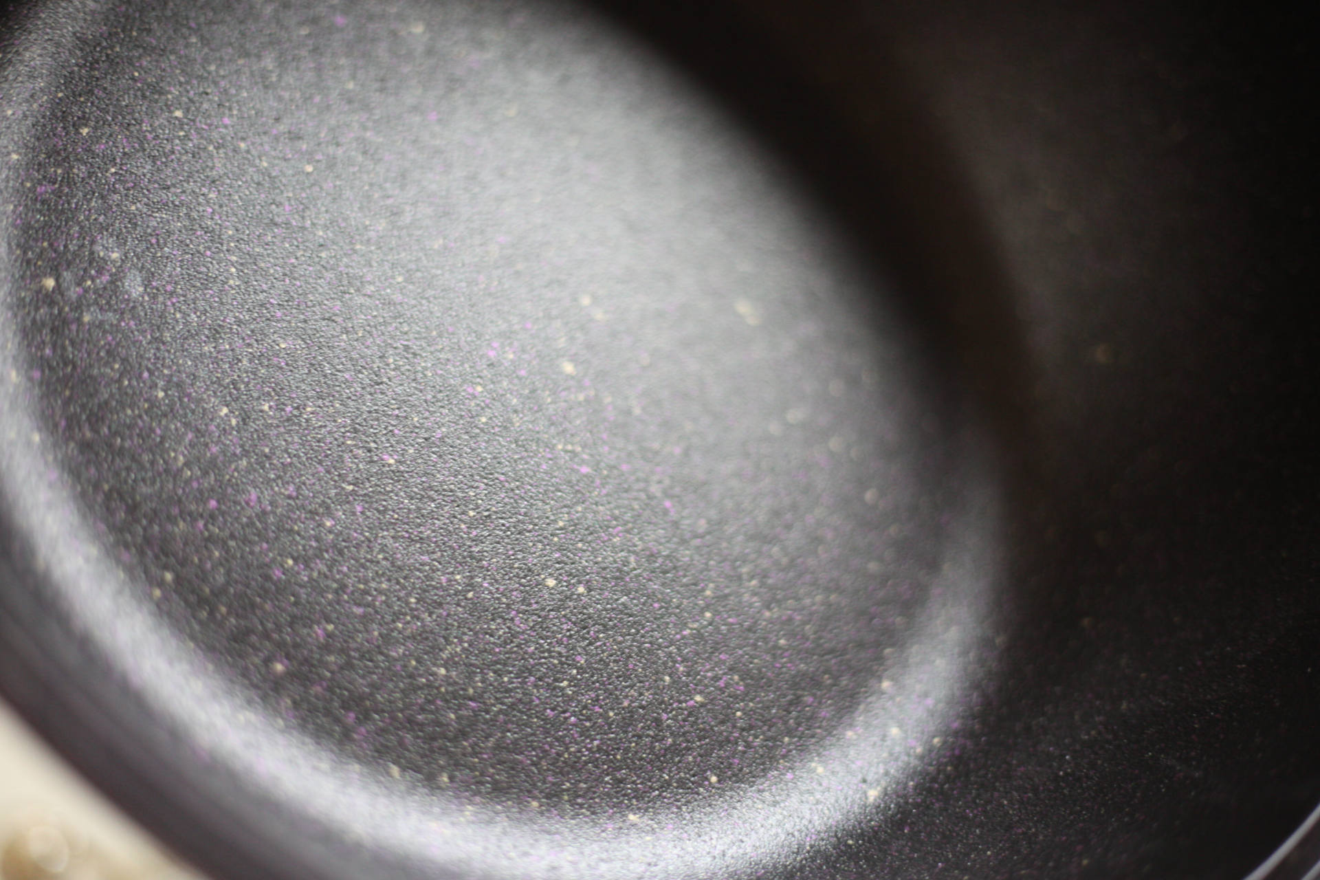 走近氪学|粘锅退款!打死都不粘的不粘锅?