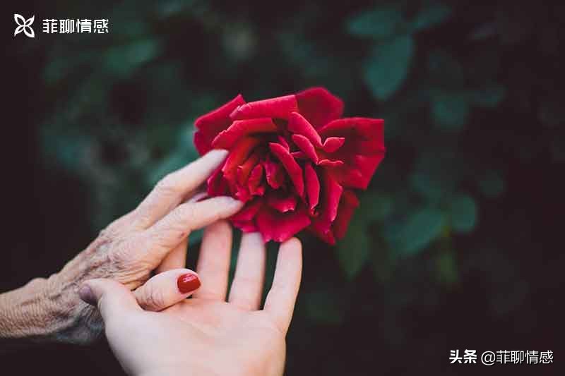 如何让男人喜欢你最有效的方法,让男人喜欢你的五种方法