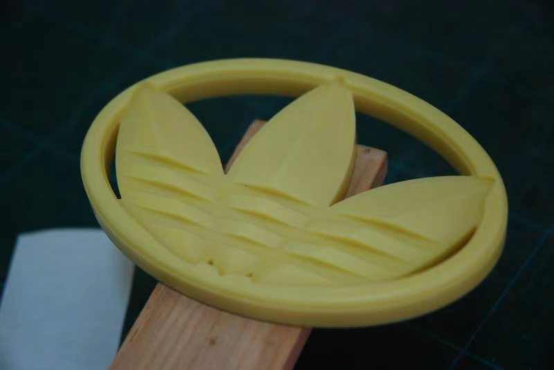 adidas球鞋怎么样,20年前穿阿迪达斯是有钱人吗