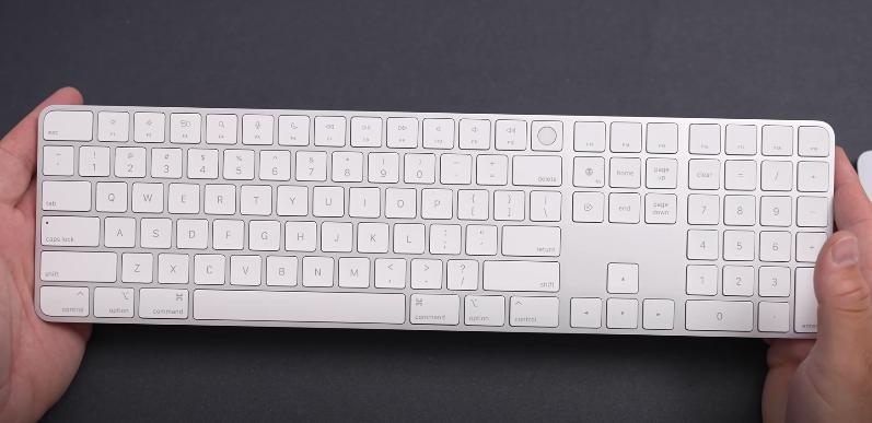 无线键盘选罗技还是雷蛇,无线键盘怎么选购