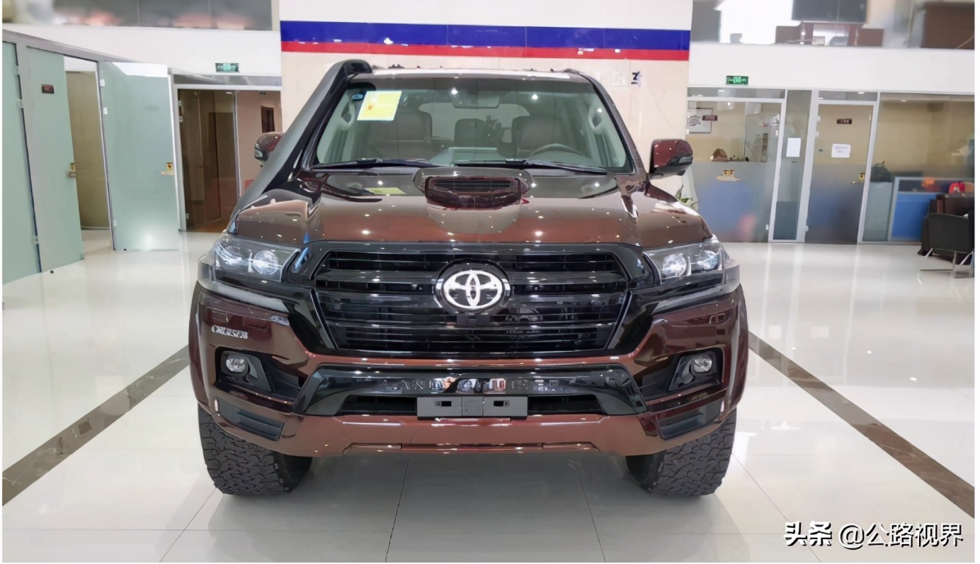 丰田陆巡2022款黑武士4500柴油版,陆巡兰德酷路泽4500vxsgts顶配
