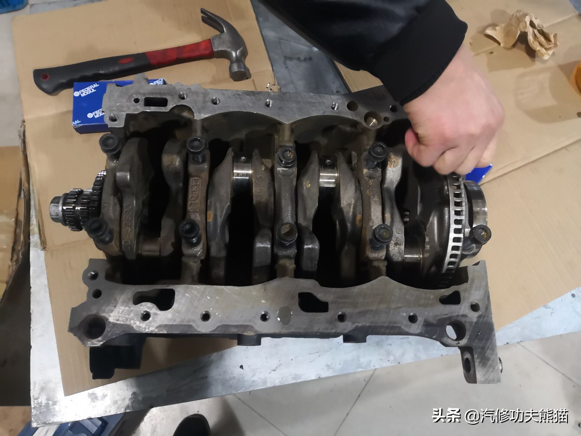 斯柯达明锐2010款2.0烧机油吗,09款斯柯达明锐1.6烧机油怎么解决