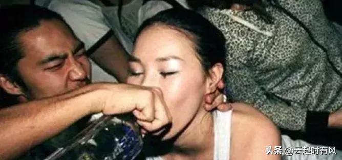 先有“女星性贿赂送高层”,又爆“亚洲鸨王李胜利”。