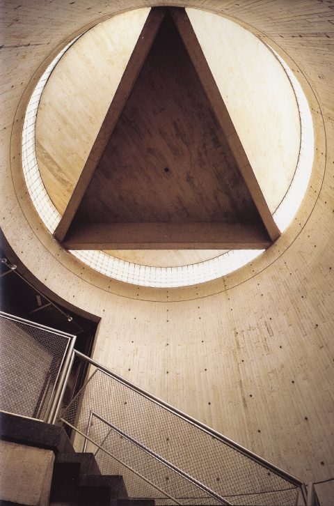 现代主义建筑大师格罗皮乌斯,建筑大师路易斯阿拉干作品