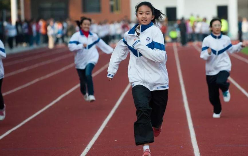 中考体育跑步如何又快又省力,400米跑步最快最省力在家训练方法