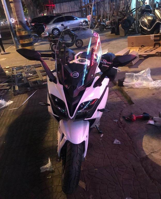 再三思考选择放弃,春风650mt跟凯越500哪个好