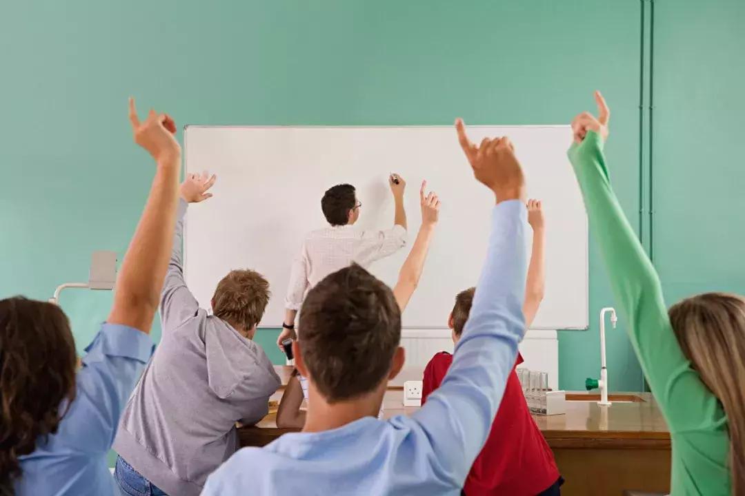 两所美国前三中学同时选中了他！我的孩子如何“过关斩将”？