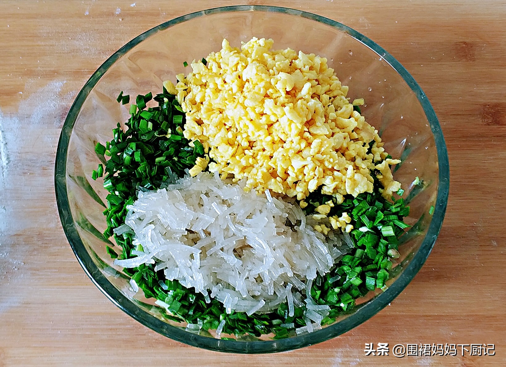 想要做出的水煎包焦香酥脆、蓬松喧软,注意这2点,一定不会失败