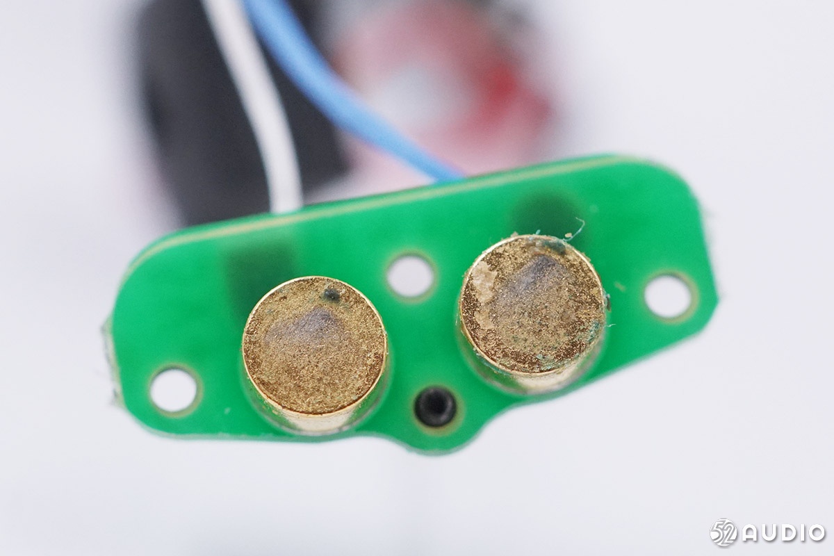 qcy新品耳机t12s百元tws开箱测评,qcyt1蓝牙耳机拆解