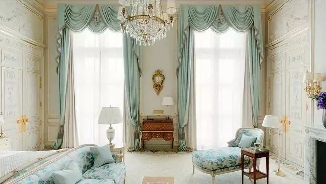 别墅客厅窗帘最新款式效果图,2020别墅窗帘