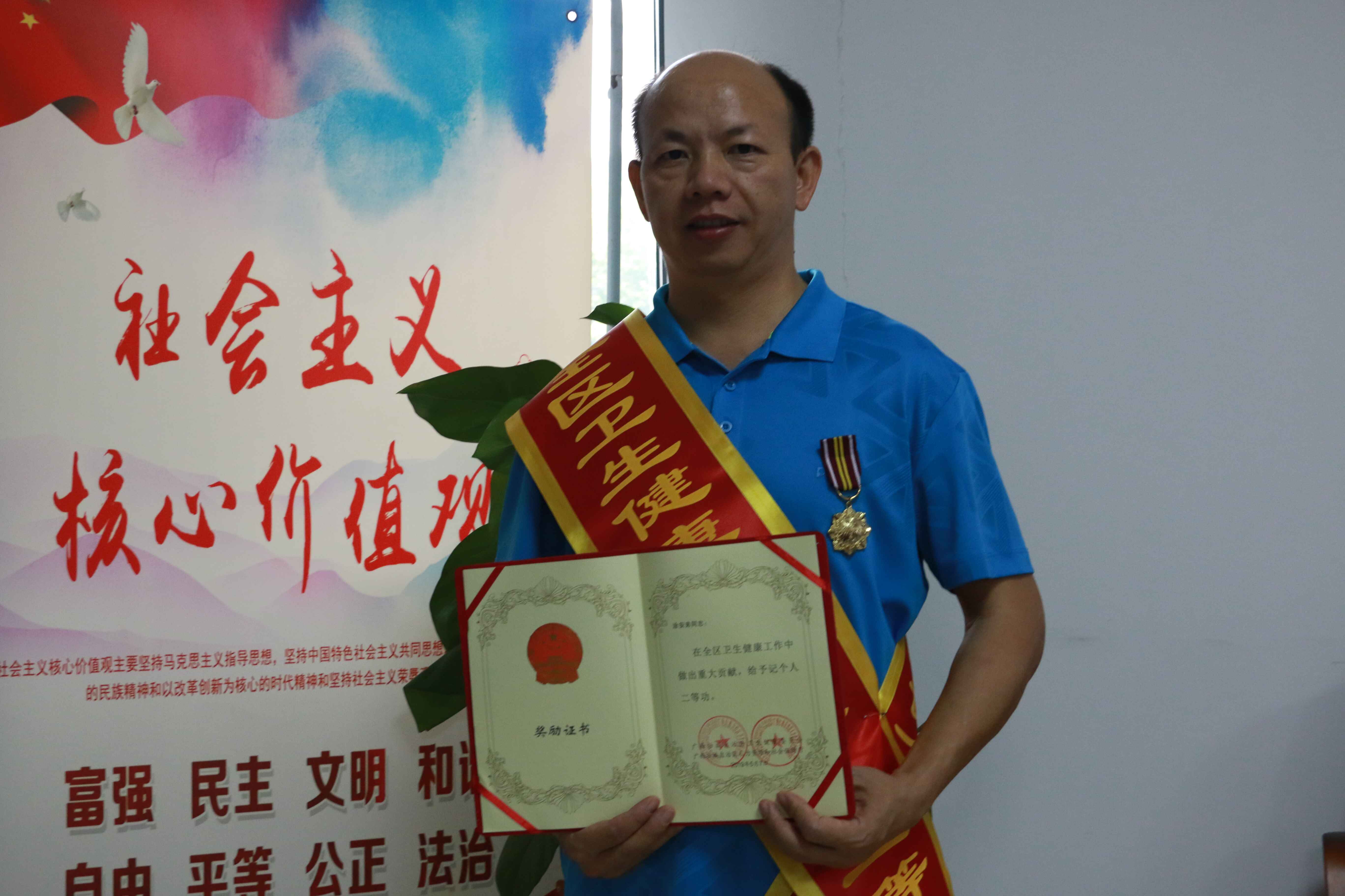 情到深处花儿自然开,情到深处花儿自然开完整版