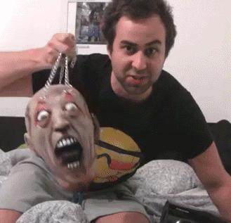 笑不停的小孩,小孩子不能玩刀子动画