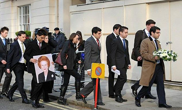 撒切尔夫人最具争议的事,英国人如何看待撒切尔夫人