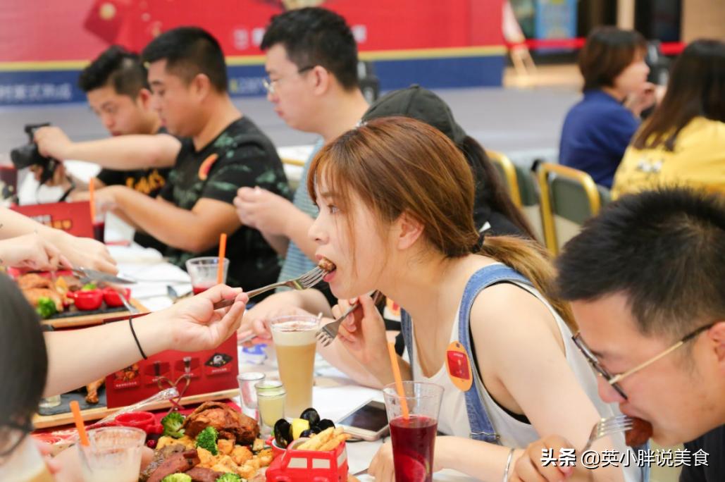 论牛排，这家店在江苏就没输过！新品黄金海陆分享大餐不容错过