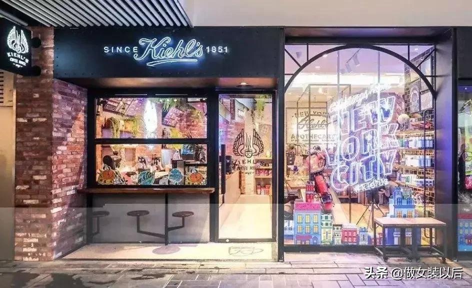 橱窗太透明怎么遮挡,橱窗灯光怎么装比较亮