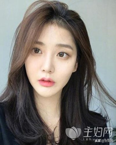 小脸比较淑女的适合什么发型,宽脸女生适合的短发型