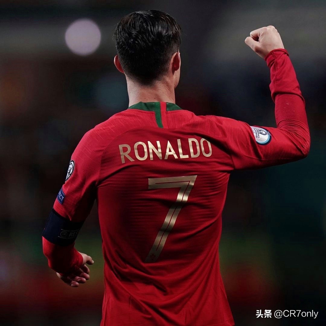 c罗这次还会踢球吗,c罗受伤继续踢球