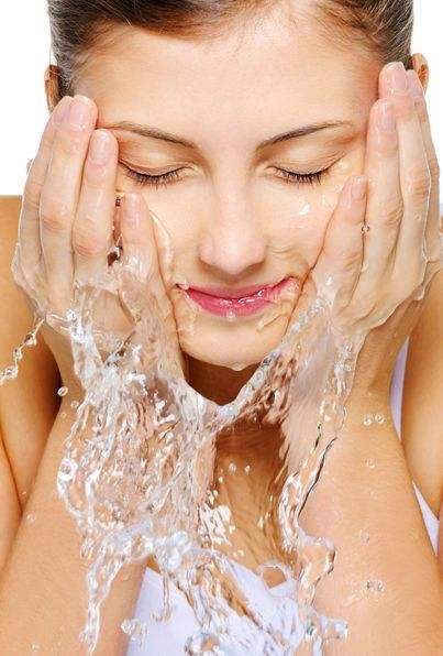 邓紫棋用的什么洗面奶,邓紫棋用蜂蜜水洗脸