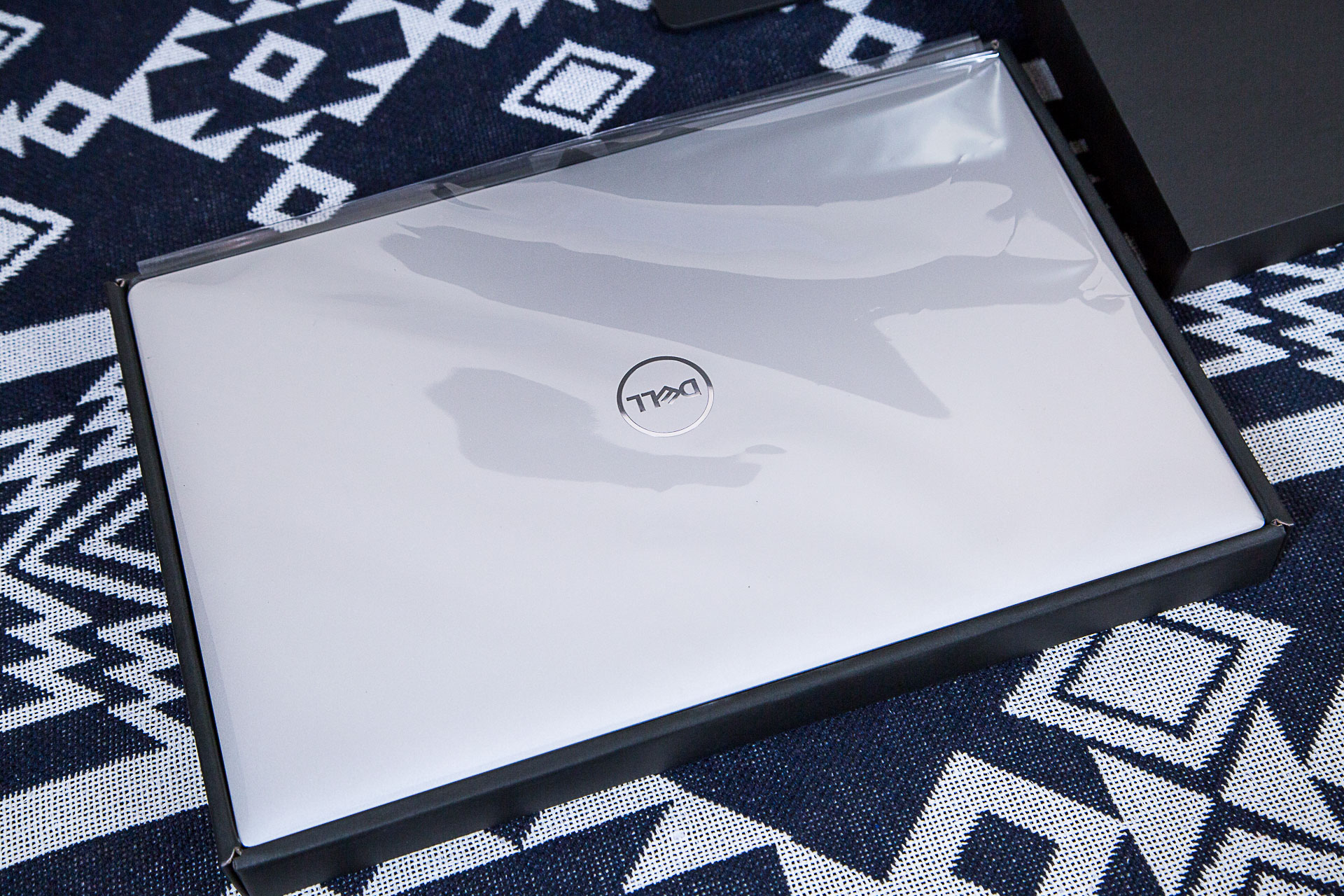 戴尔xps157590屏幕刷新率,dellxps159570测评