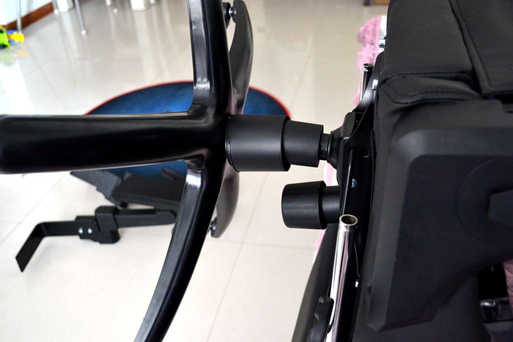 为吃鸡而生的傲风电竞椅,傲风电竞椅和雷蛇电竞椅哪个好